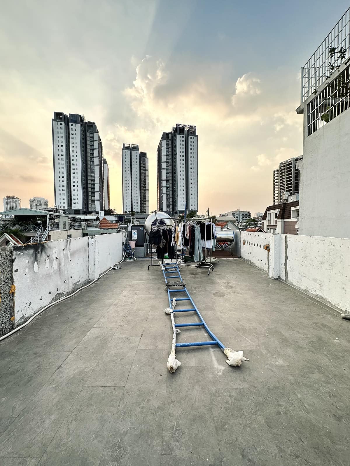 420925678_913097990273633_8415955585284575578_n