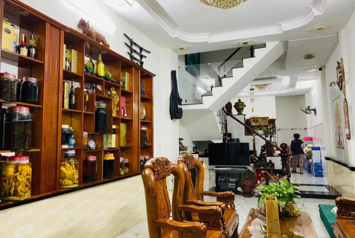 421260067_1628185801047487_2336018533077541742_n