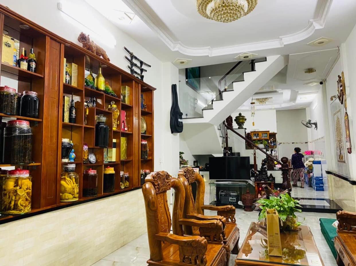 421260067_1628185801047487_2336018533077541742_n