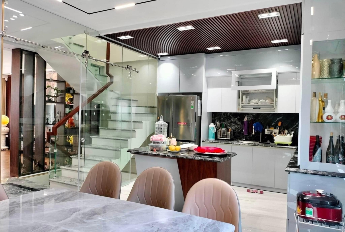 421561424_406665648408228_7303528817345002762_n