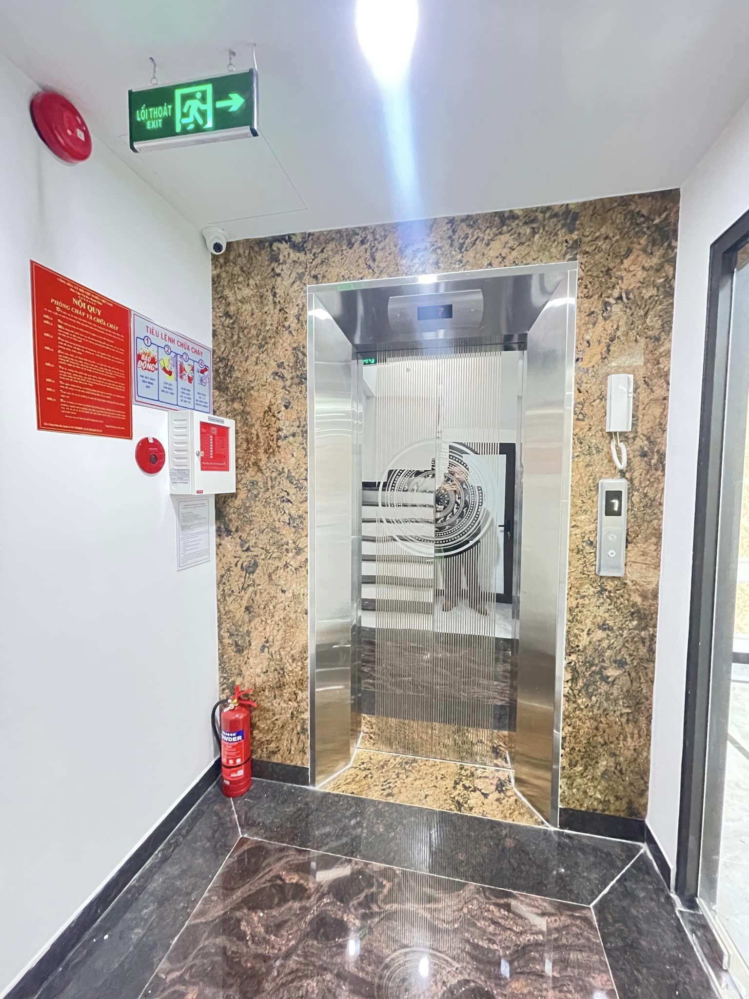 424557042_6858865974223167_913574525975603815_n