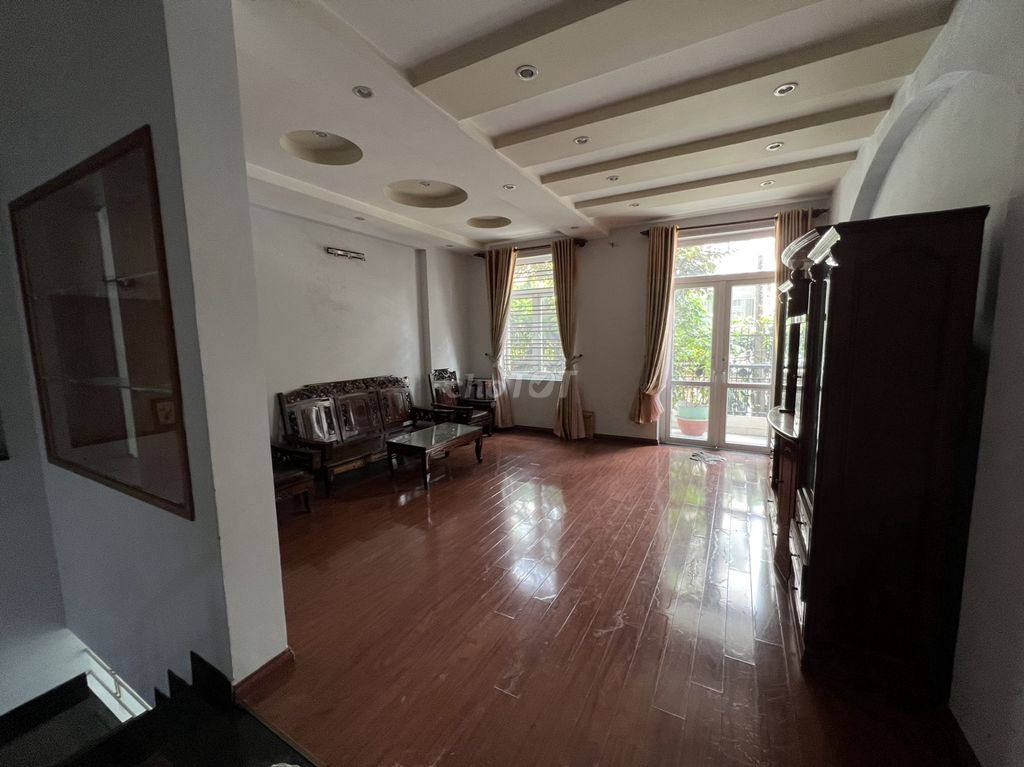 633dd51e3c6dbf350831b9869c6e26bf-2859583011799368295