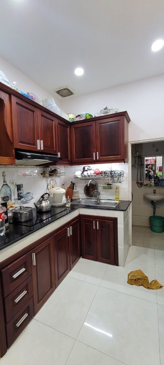 69b9bb3f8181683da58a30ab51da72b9