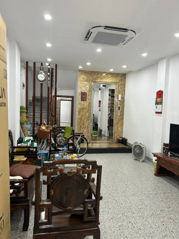 8bd0d43a84dc40e3a22567f4eb21f5e4