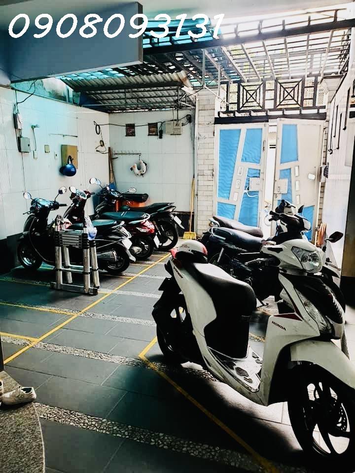 F39FF294-E3DD-4F9C-974E-CCDC9ED417D0