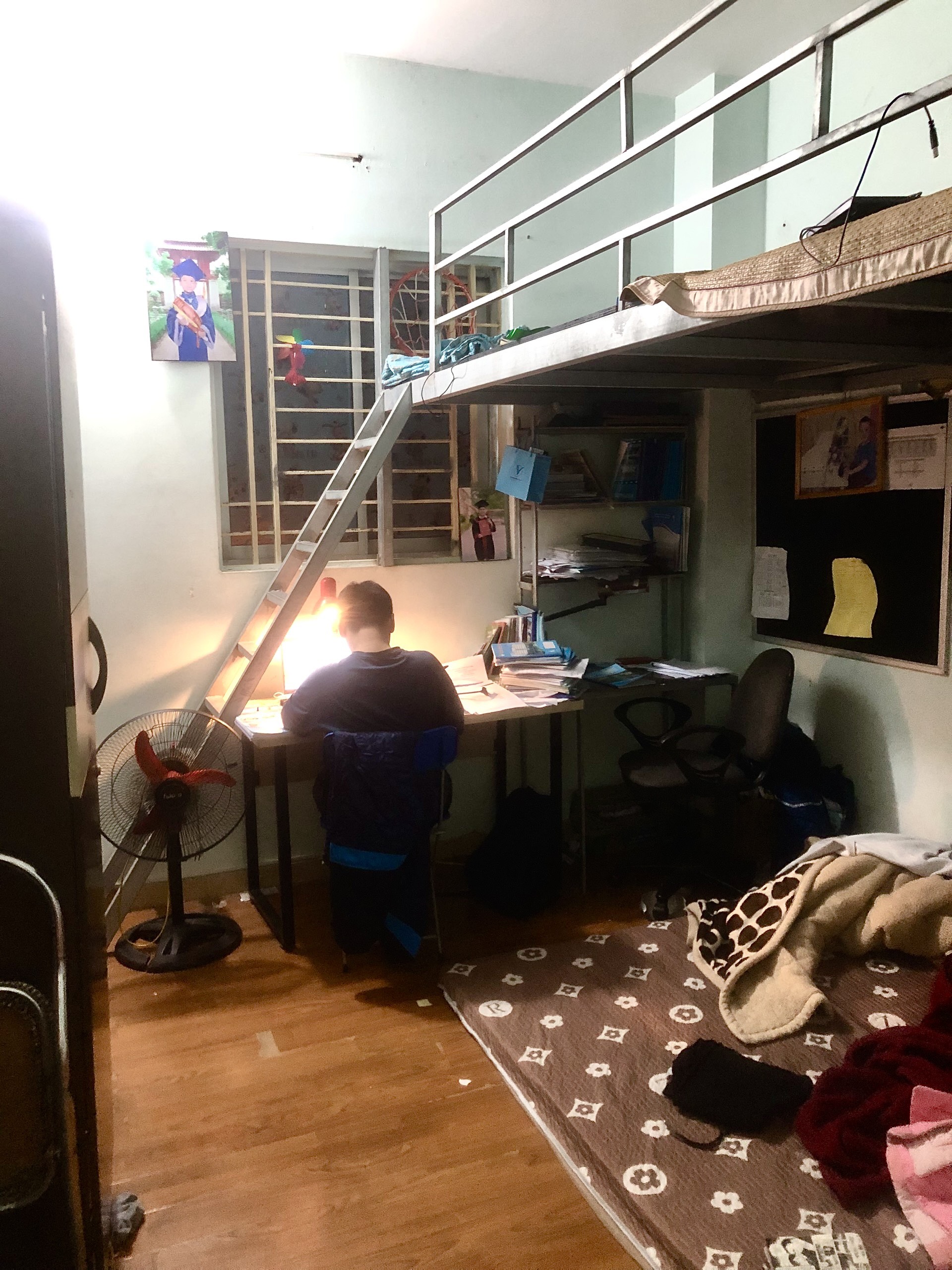 ban-can-ho-chung-cu-toa-b3c-nam-trung-yen-quan-cau-giay-64m2-2-ngu-2-ve-sinh-gia-2-ty-0852343968-03