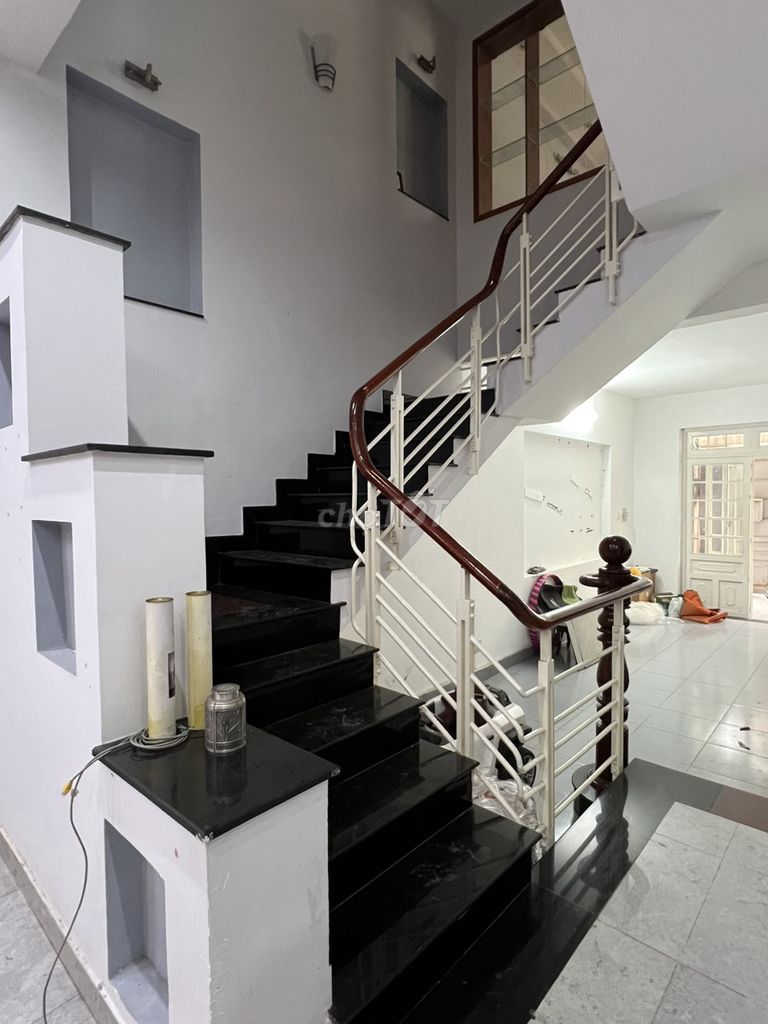 da663927119722c1e5a85553cd5149d8-2859583011722635511