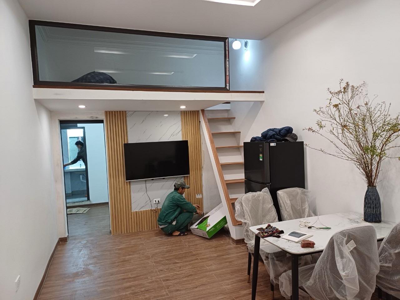 f5092653-9b6b-4284-a263-4d8931710880