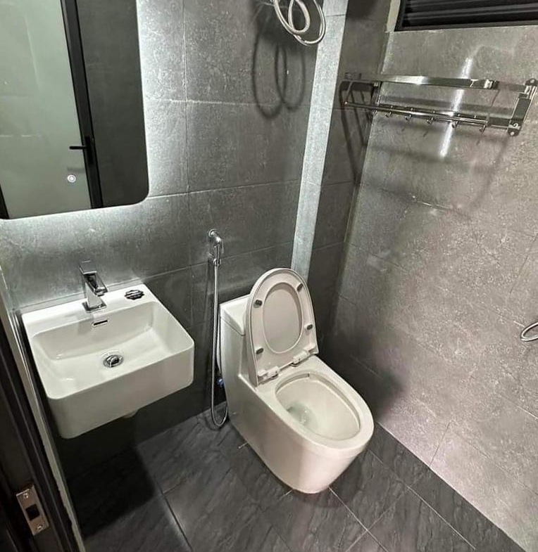 mua-ban-nha-rieng-giap-nhat-thanh-xuan-ha-noi-13-ty (1)