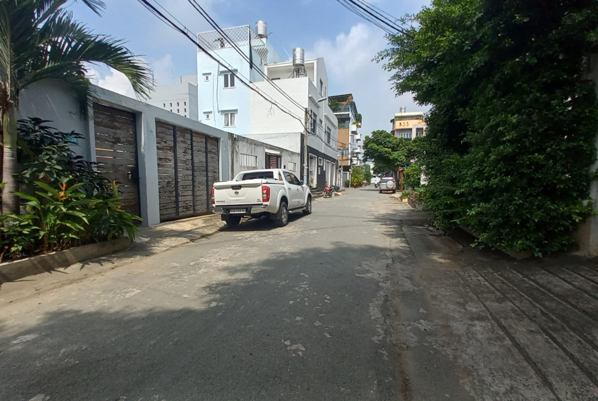 z3666008766684_270dc716e3834dd58e88e0b289257311