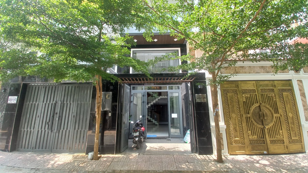 z4389100417996_8a517ca164045737c7e5915922371e50