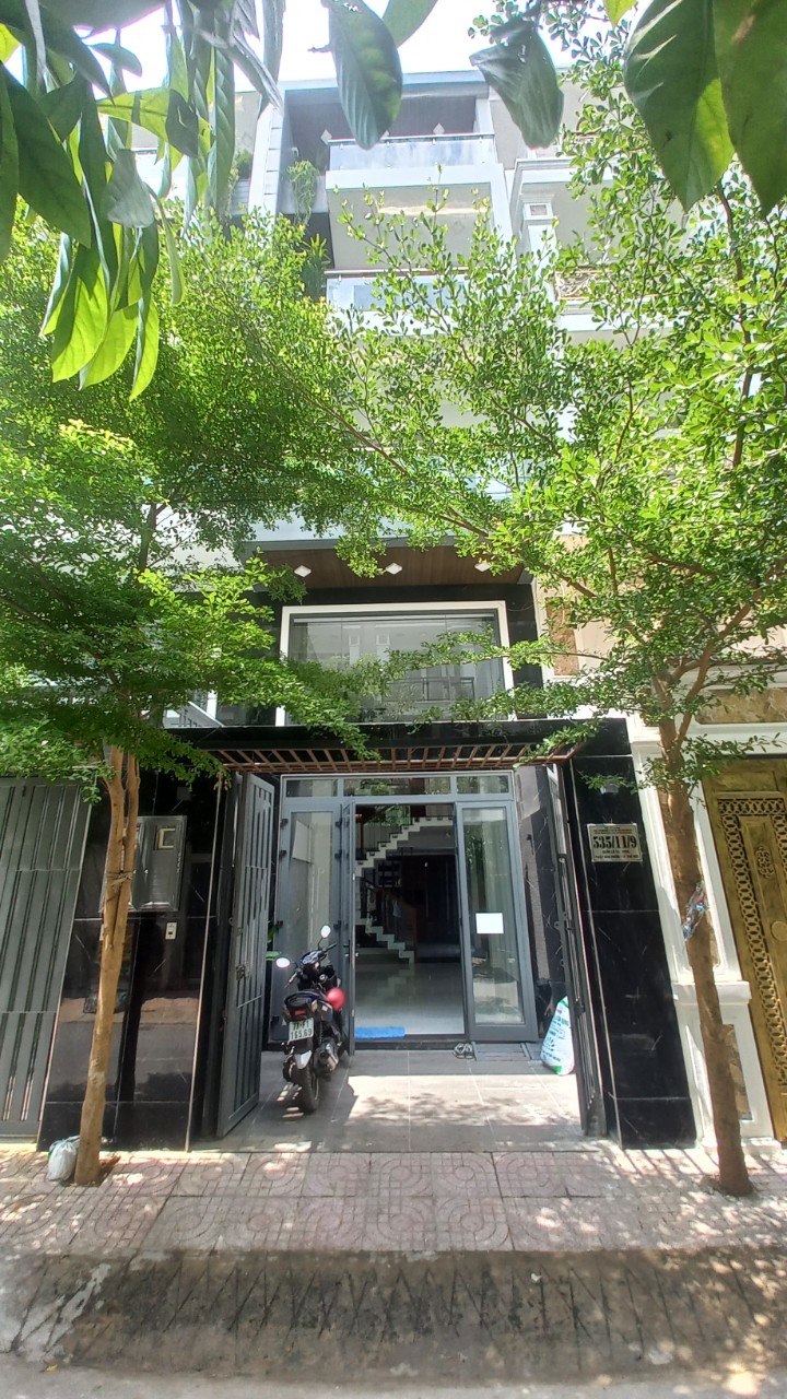 z4389100420787_2295a45ff29332efb7720259afb7546b