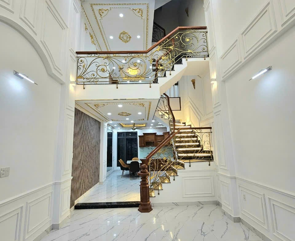 z4927484904066_1f80e294fd881e8e4b4cd82031fea500