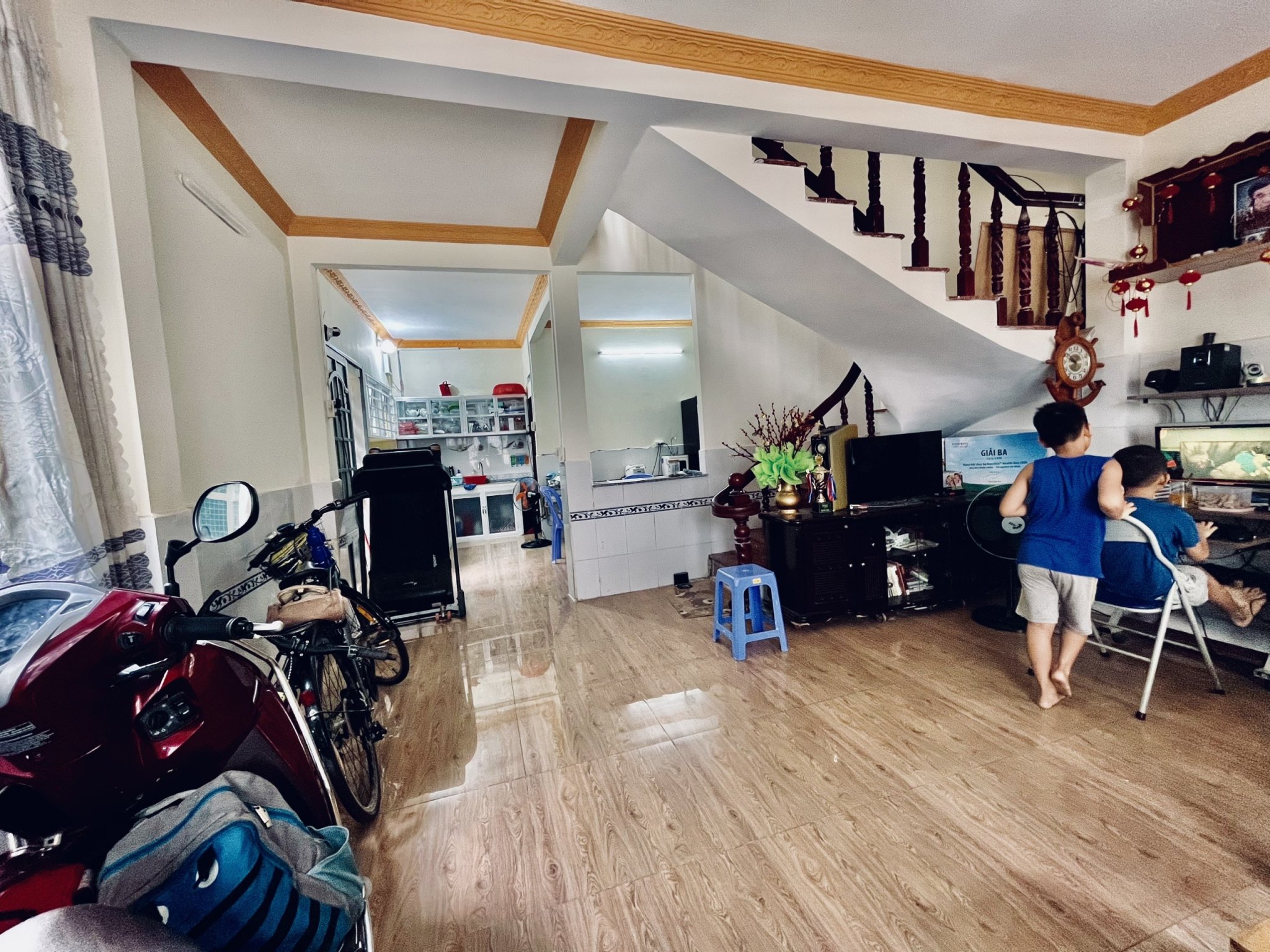 z4999176943251_7e0b4757c57a6b4bad9cf487adde13bc