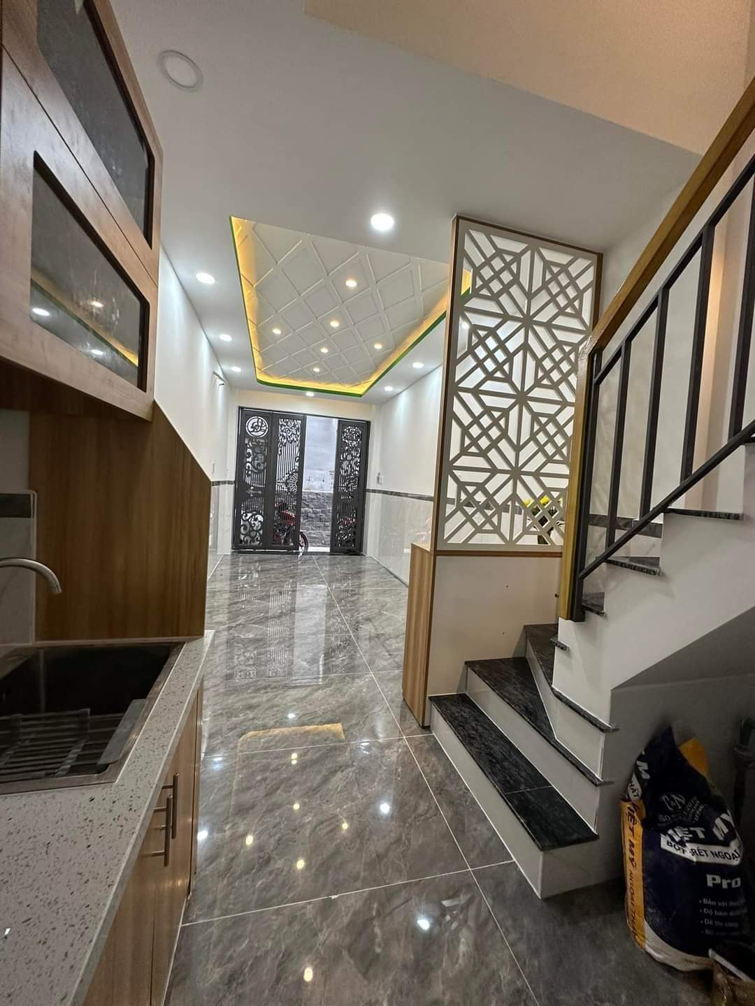 z5015988182416_8ea40bccd4bcb7a4166cd0b168e0ad9b