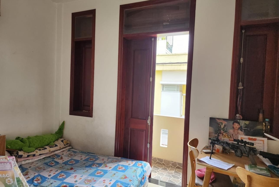 z5031098729724_87eebdcdf130c4a3e0087c2f3fa65346