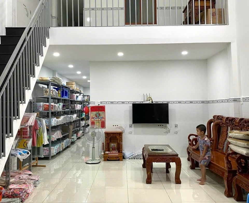 z5032950854790_b526535211494fffaa8ff0f6b812f530