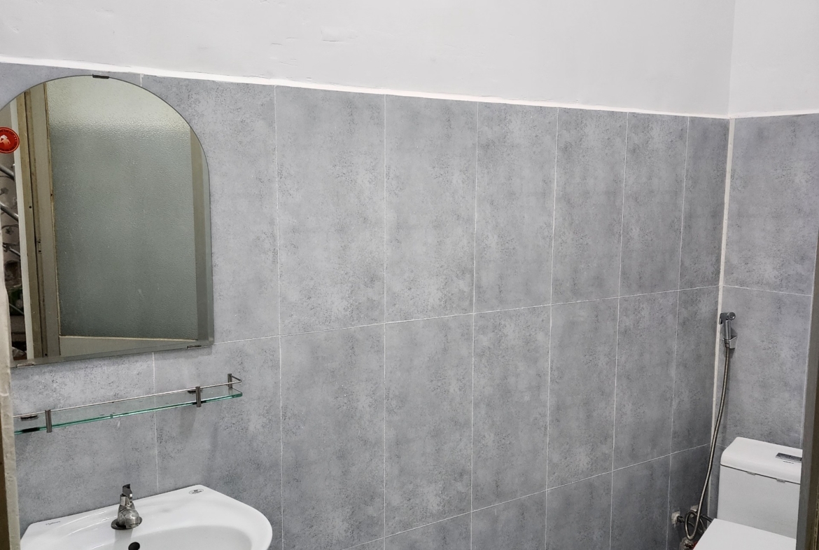 z5042271257224_85927fcd5fda51c851357c886b9cf76b