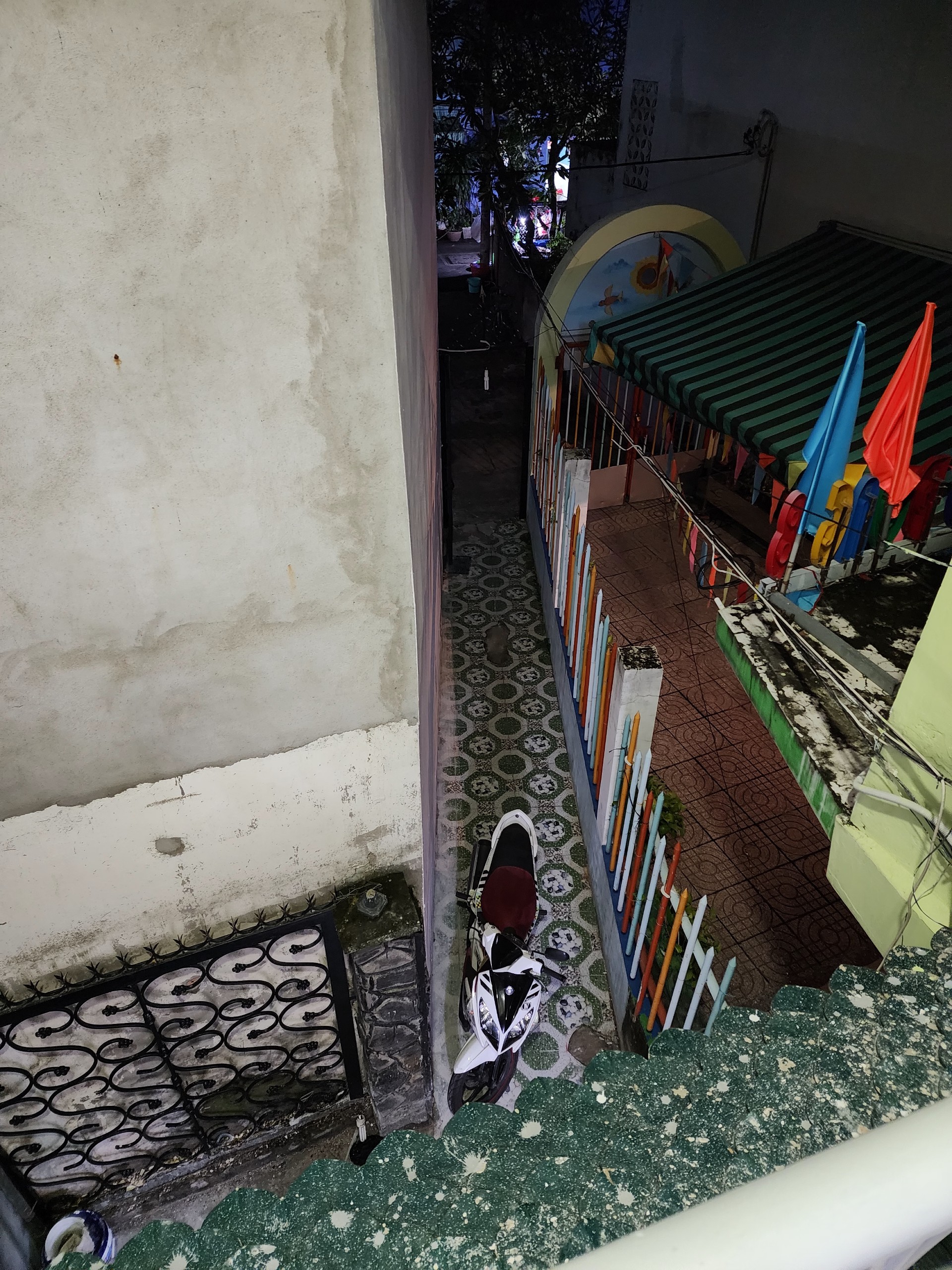 z5042271257261_a5843e0b6fda7573fda87eec972f915d