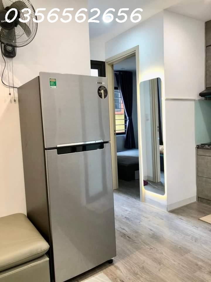 z5045302490728_10612ee52dcff381b31f4f5696f6490e