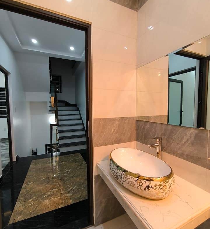 z5047761351331_33f90fe5f01a68f09641669b3a6ac9dd