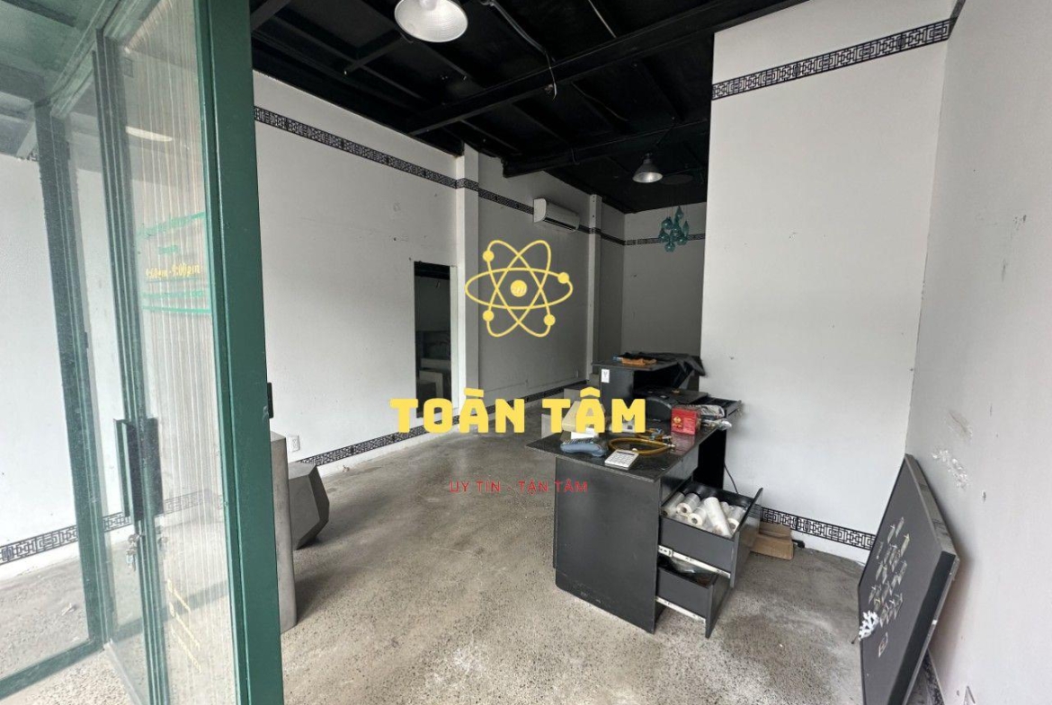 z5048278506740_55338e69af6395b8d8434fc88bc1ed29_result