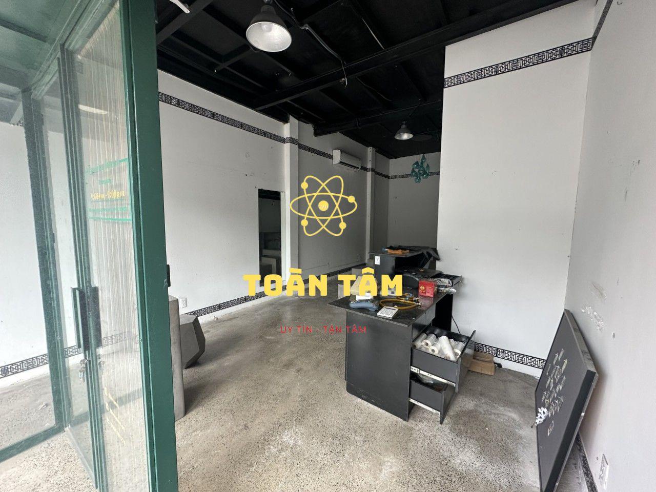 z5048278506740_55338e69af6395b8d8434fc88bc1ed29_result