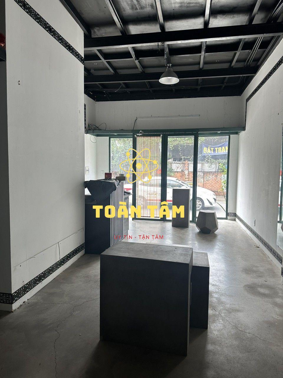 z5048278512537_1d37ff7092b14e8f333747fc1b28c55d_result