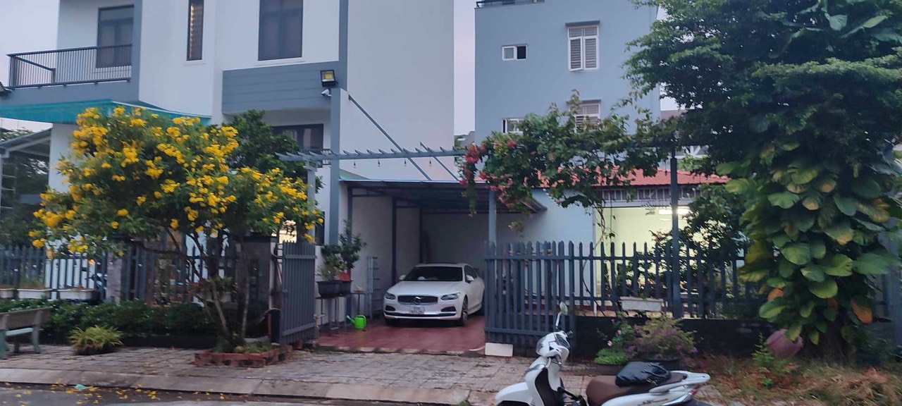 z5050262395381_27652205303b864954294f4a84b328ea