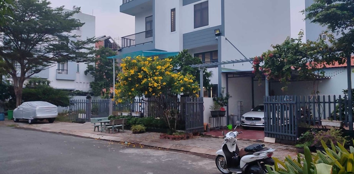 z5050262398053_f724b542fc3fea8f75935b07c1e4aa7c