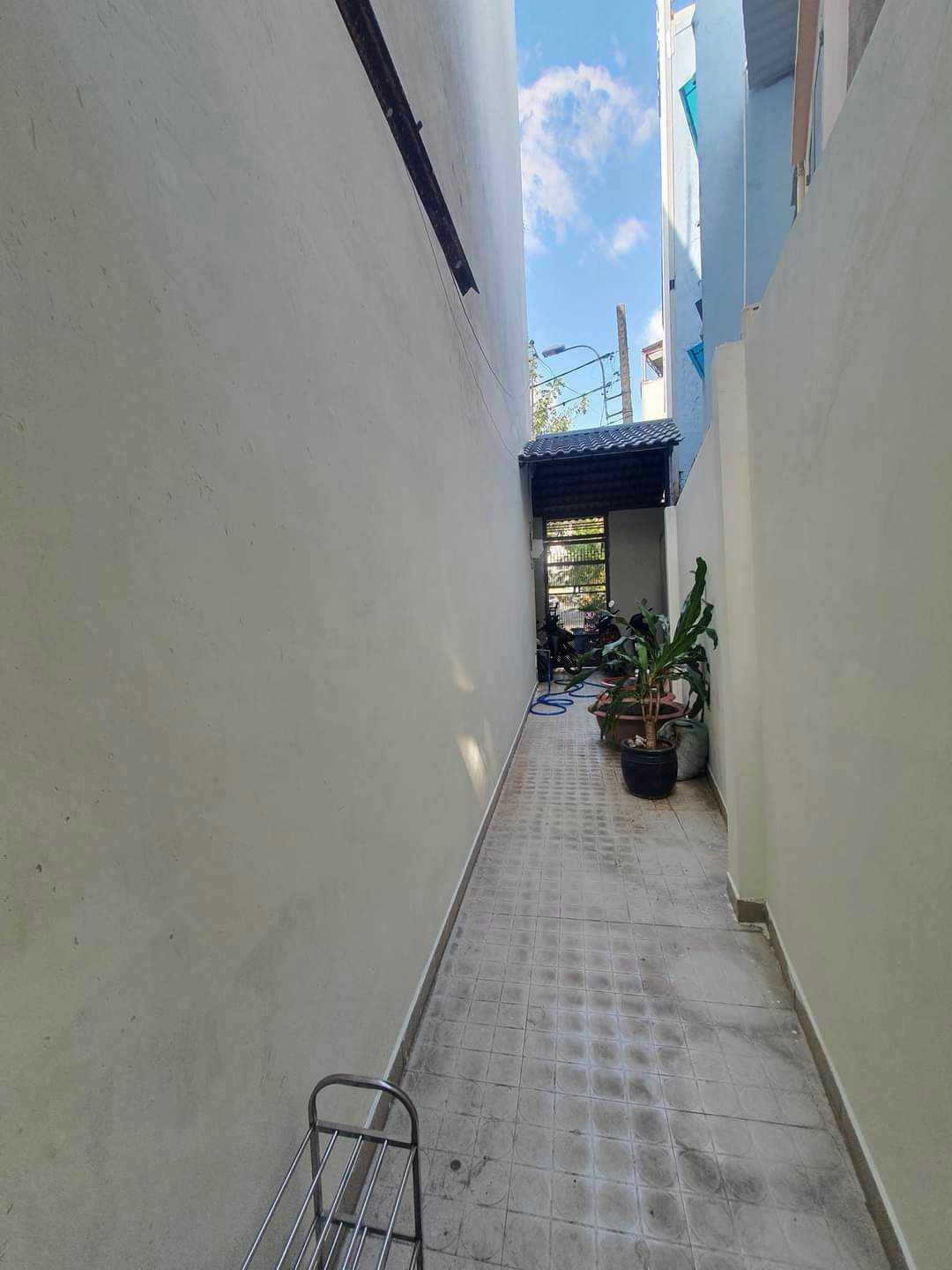 z5053501466919_add218ce24abacf44788919f538e7499