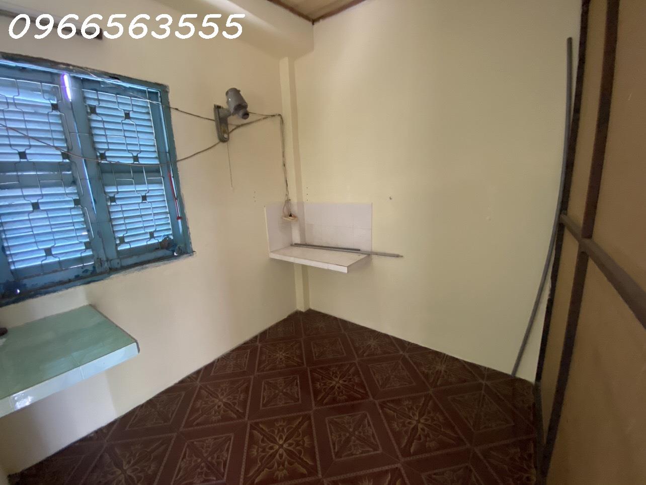 z5057569158756_41375cded14cb7a5a3c2cd28ec8014b2