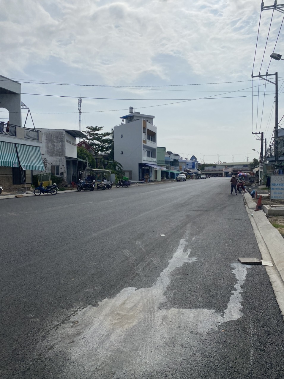 z5057962507660_42ca8176e368d41943f5848cd7a86609