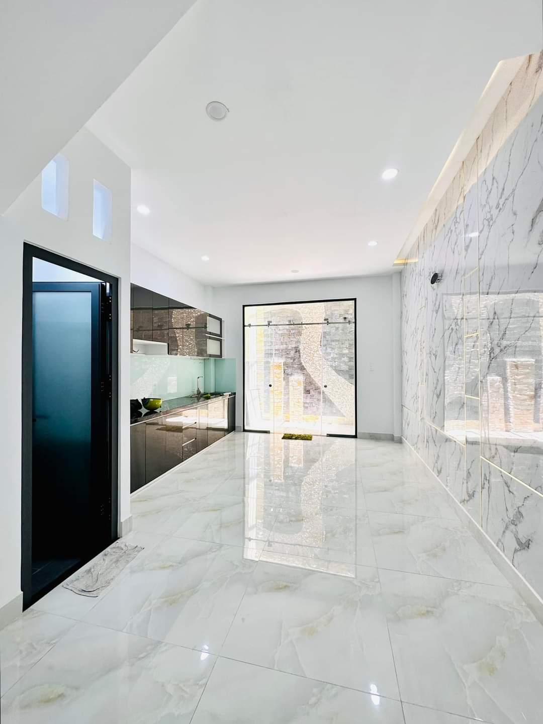 z5064533063669_520bf82384ecfec2ca2aa57c10154893