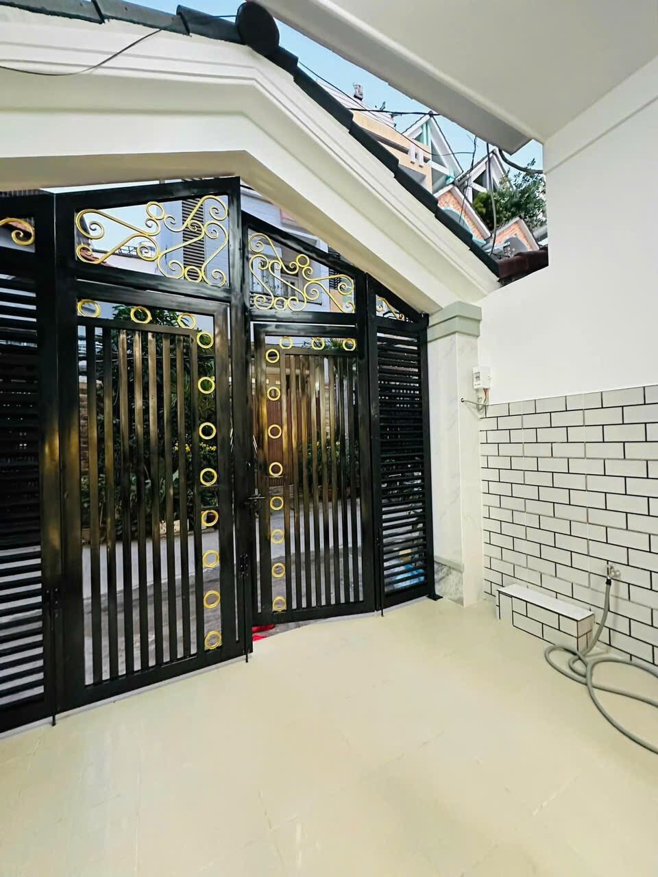 z5066777642669_cb612318bae09035498f99388ad4a1f3