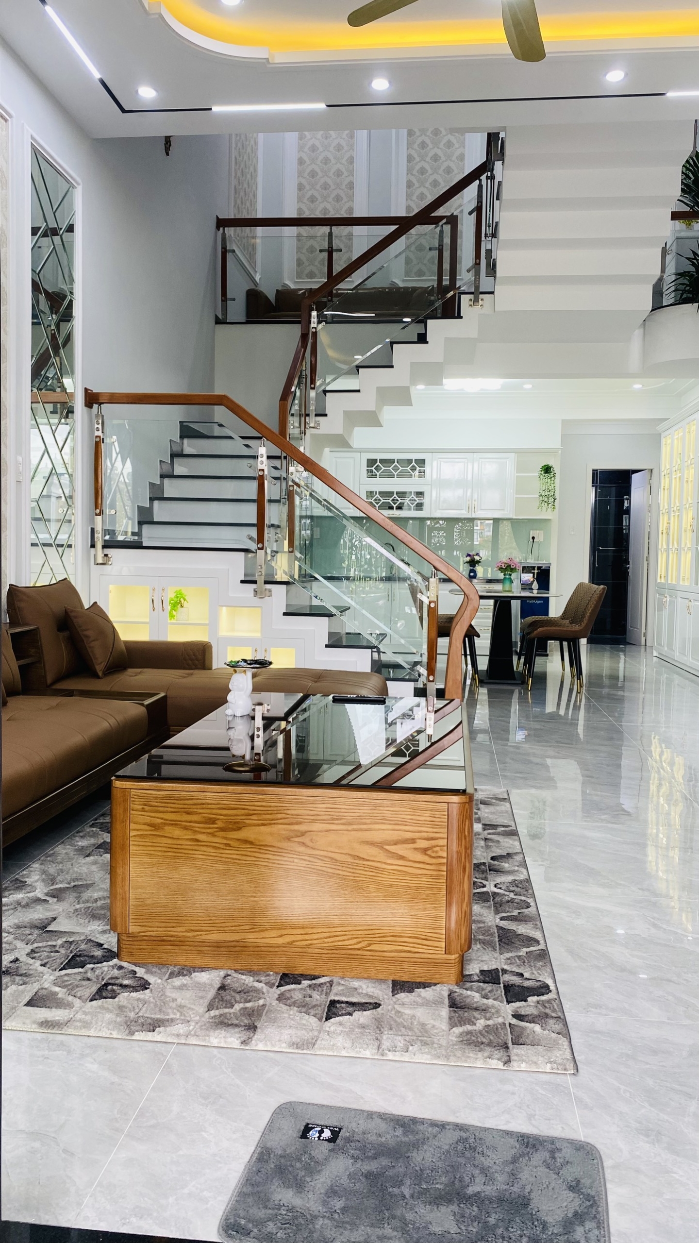 z5068107959382_d019cc504aee249304bdbdc436abbfb2