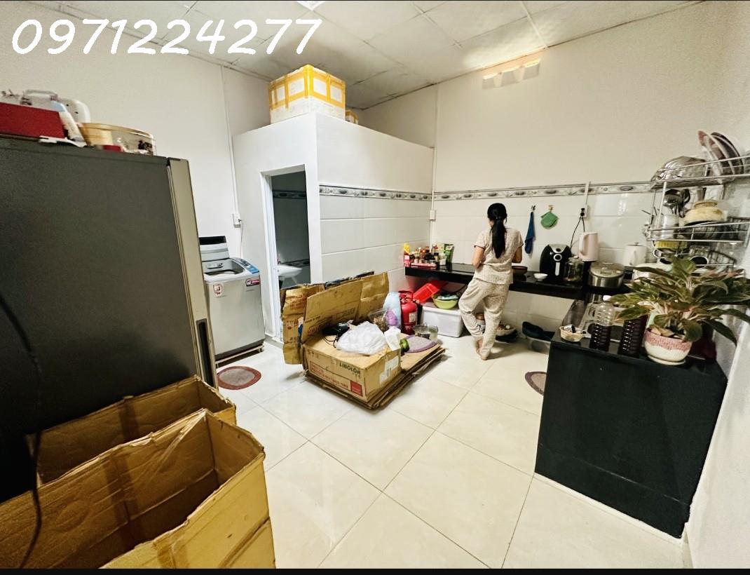 z5068958161786_9789023475b1bd95fb8f20fda1eda991