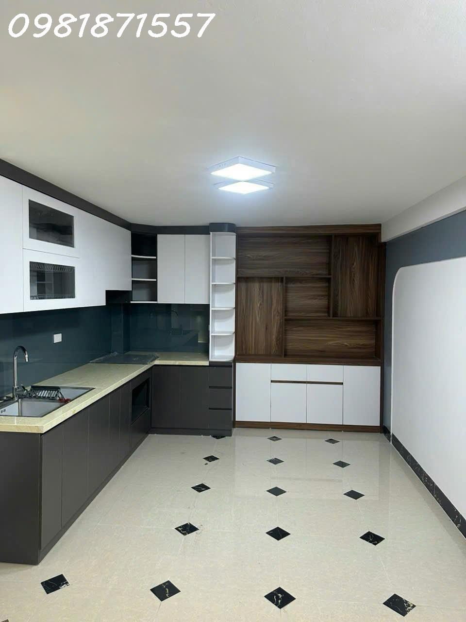 z5072692137724_1e5af94b58c0cb43a3162b77c06012fc