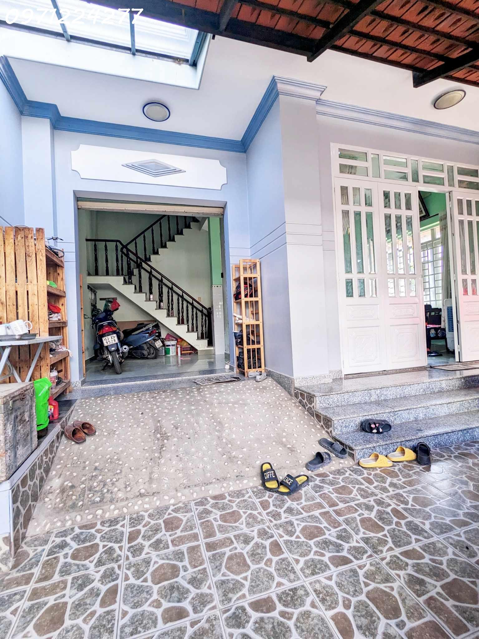 z5074535780560_e990850abf6d78c22d3166a8c12263bf