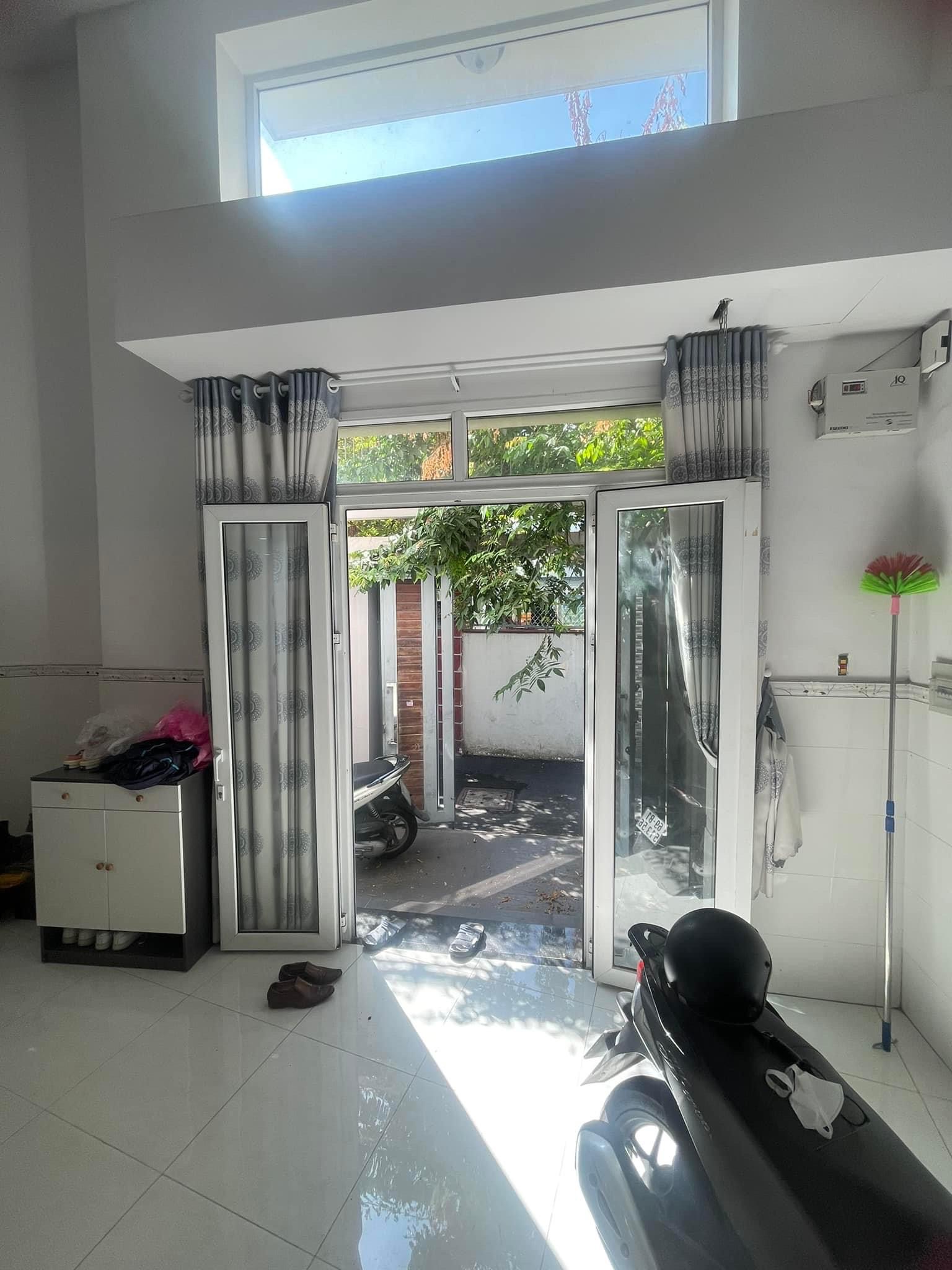 z5077631614541_90e3b825973782b17f3a58b494f8df05