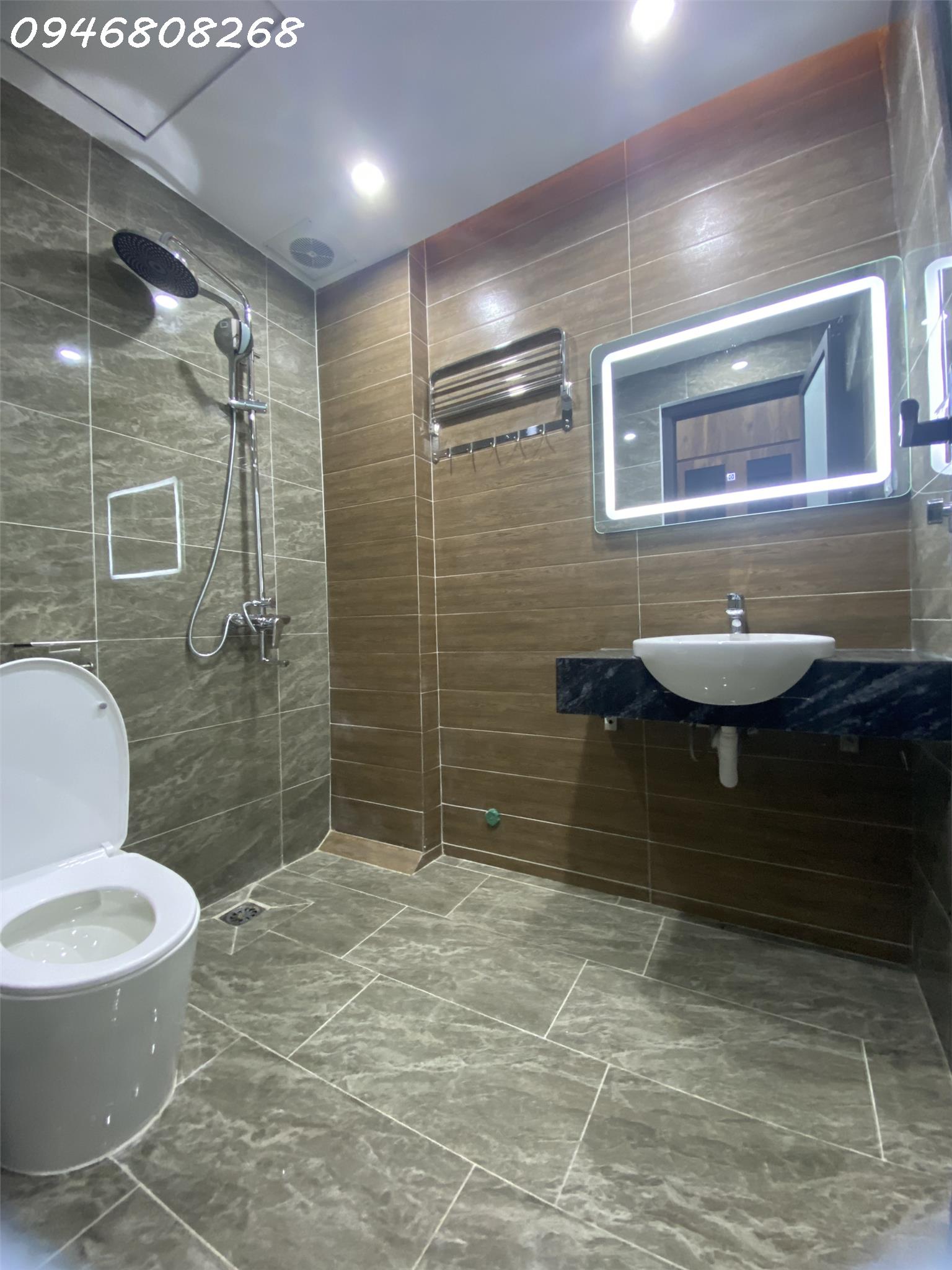 z5082427140950_1d07580802a9dbc969d8dd712e9fa640