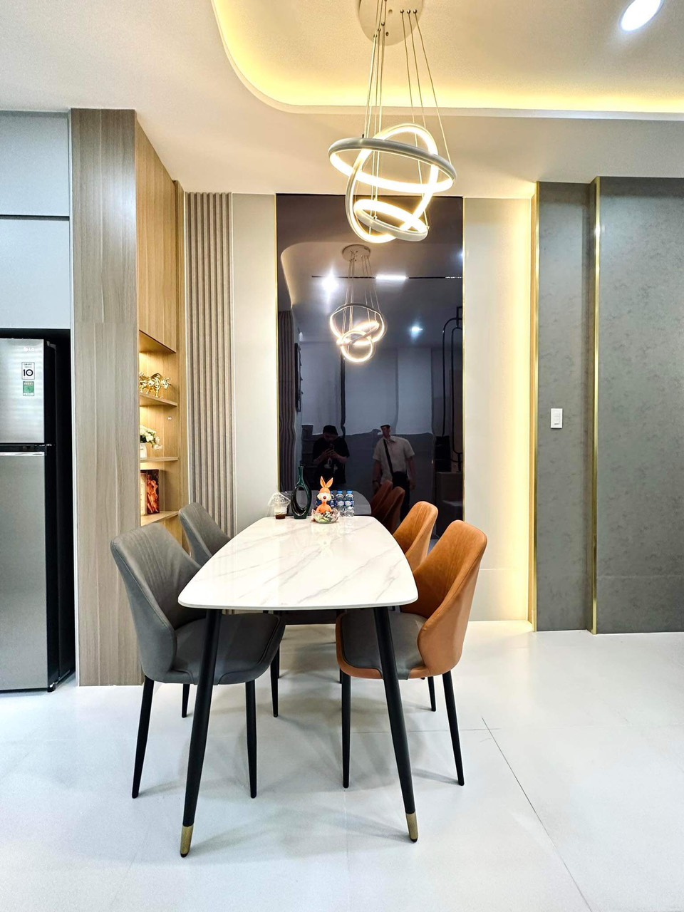 z5093350777867_cedc6e7462d739a03e3fcea8477db57b