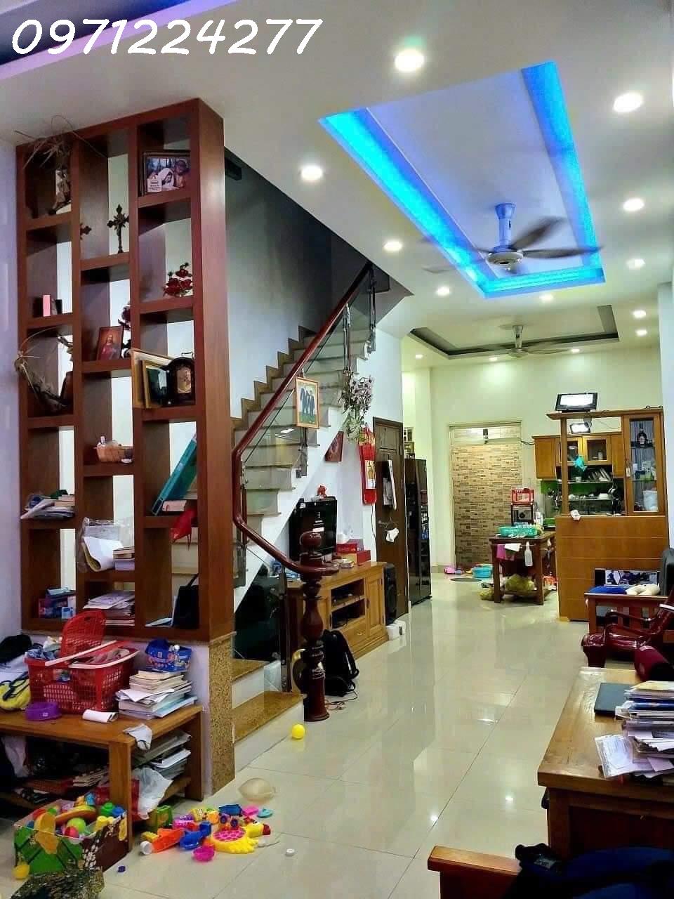 z5094715367042_dcddc489619cdde977d378becc29bb51