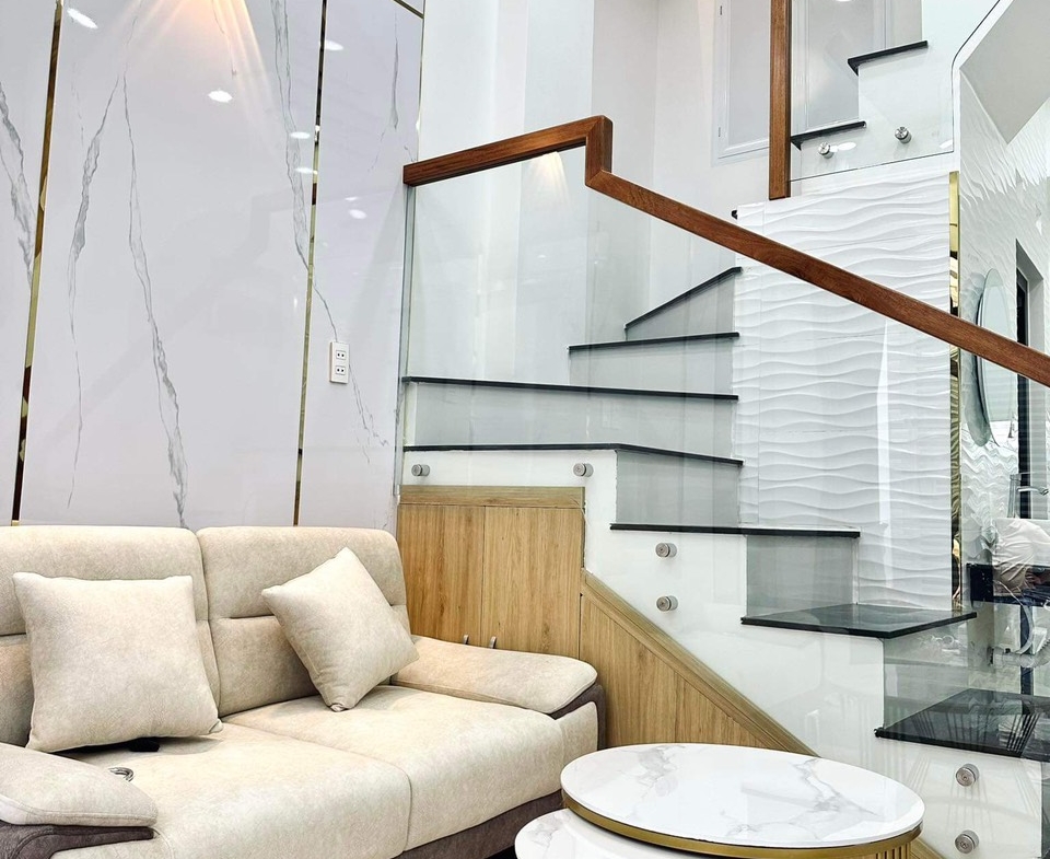 z5112031466508_371737e1d2caab430d355fe6eba09b03