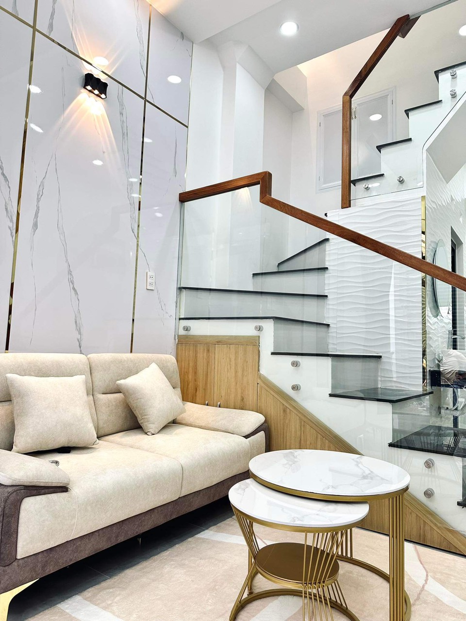 z5112031466508_371737e1d2caab430d355fe6eba09b03