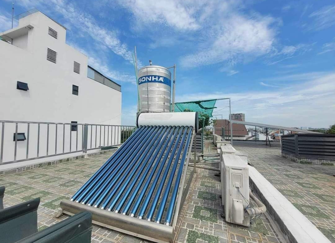 z5112836780896_a0e301be95822837d5172e3fc2e8e522