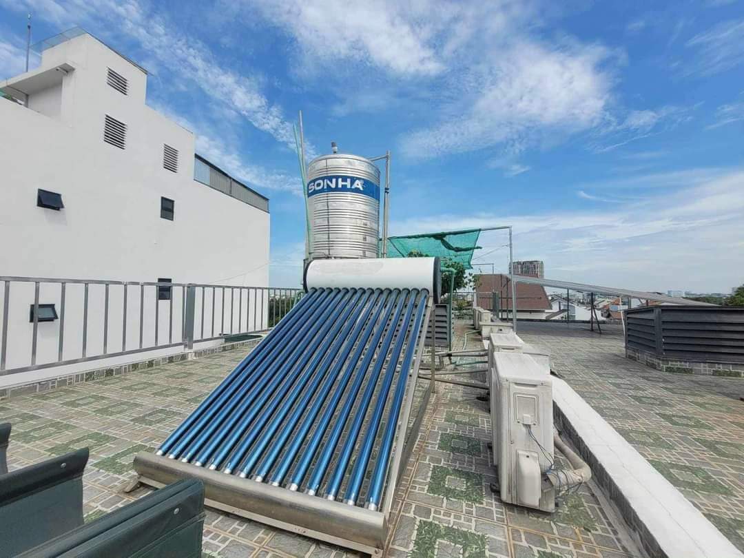 z5112836780896_a0e301be95822837d5172e3fc2e8e522