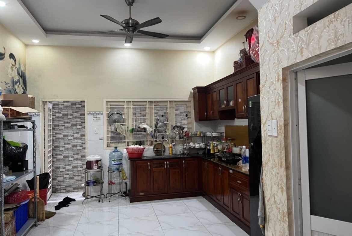 z5116164553400_7d6d2580e3f18c8f3bb04dd19f858500