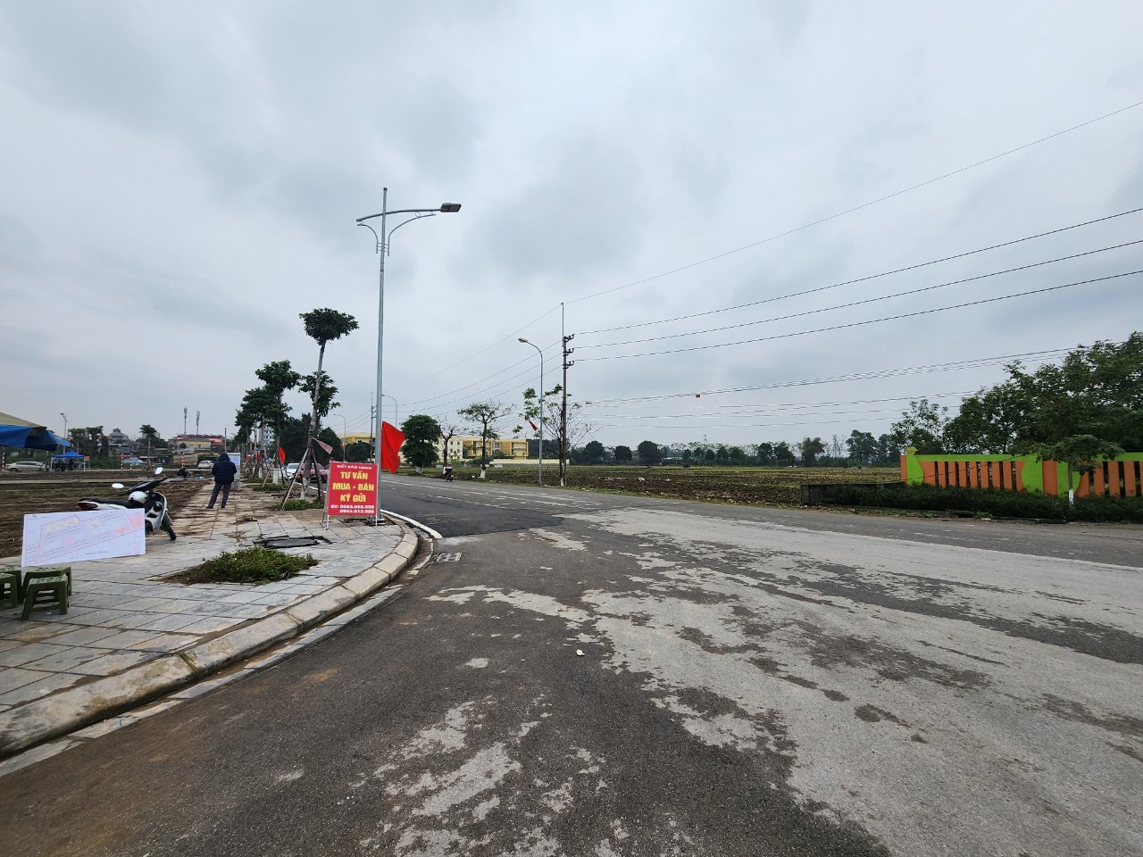 z5116229802151_aac15a3fecd579bde09e895f0bc69a12