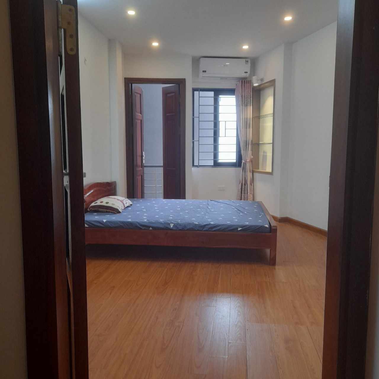 z5117919471252_72e7ed5bd78d55d67c9700dc27ea9805